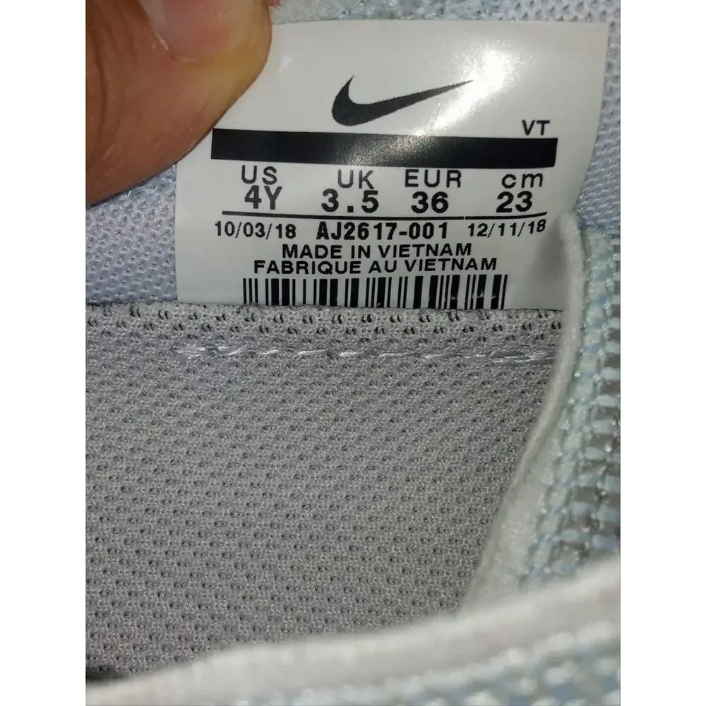 Nike Air Vapormax 19 Pure Platinum Running Shoes Size 4Y US